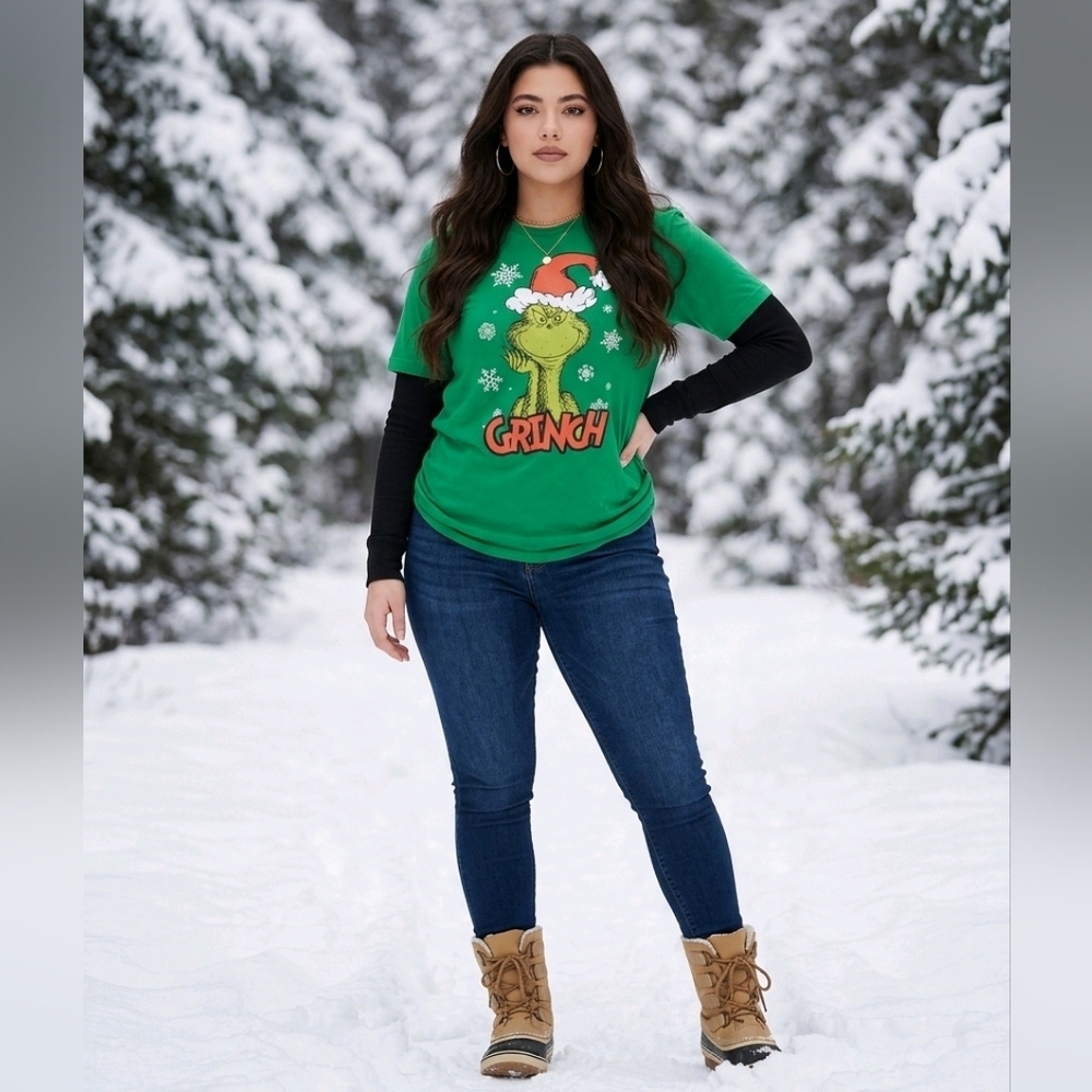 🆕️🎄GREEN  - THE GRINCH TEE- SHORT SLEEVE🎄